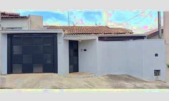 Imagem 2: Casa para venda em Parque Dos Eucaliptos de 141.00m² com 3 Quartos