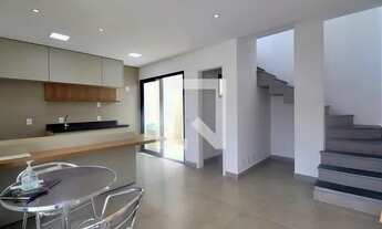 Imagem: Casa à Venda - Utinga, 2 Quartos, 62 m2