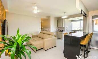 Imagem 3: Apartamento para venda tem 66 metros quadrados com 2 quartos em Passo da Areia - Porto Ale