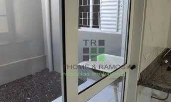 Imagem 7: Casa Excelente de 2 dormitórios sendo 1 suíte, os dois banheiros com clarabóia, lavanderia