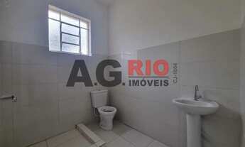 Imagem 6: Casa de rua-LOCAÇÃO-Magalhães Bastos-Rio de Janeiro-RJ