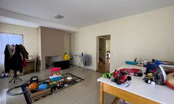 Imagem 7: Triplex para aluguel com 305 metros quadrados com 4 quartos em Santa Quitéria - Curitiba