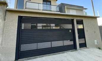 Imagem: Lindo Sobrado no Xaxim!!