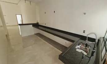 Imagem 7: LS CASA EM ITAPUÃ