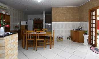 Imagem 4: Casa com 5 Quartos à Venda no bairro São José com 240m²