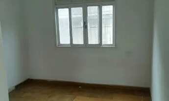 Imagem 2: Casa tipo quitinete; sem condomínio/sem IPTU/sem Tx. incêndio; excelente localização