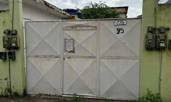 Imagem: 4 casas com 2 quartos e garagem Santa Cruz