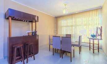 Imagem 2: Casa térrea à venda, com 2 suites, 3 banheiros, edicula, pátio, 2 vagas - Bairro Medianeir