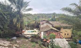 Imagem: Área de 4000 m2 à venda em Pendotiba