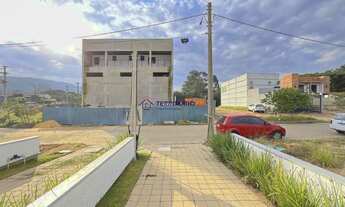 Imagem 3: Casa em Porto Alegre, no bairro Hípica, com 2 dormitório(s), e 2 banheiros, à venda