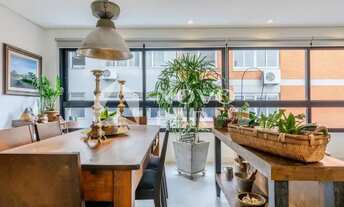 Imagem 6: Apartamento com 2 quartos, 2 suítes, 2 vagas e 110.32m². Bairro Petrópolis