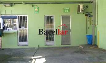 Imagem 6: Estacionamento / Comercial / Olaria