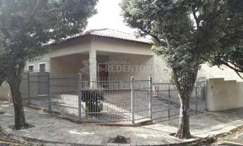 Imagem: Casa com 03 dormitórios na Vila Nossa Senhora