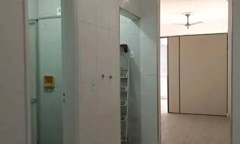 Imagem 2: Imóvel para aluguel possui 38 metros quadrados com 1 quarto em Centro - Niterói - RJ