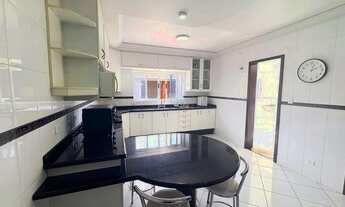 Imagem 3: Triplex 301m² suíte master com hidro e sauna + amplo quintal - no Boqueirão