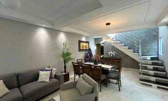 Imagem 3: Sobrado à venda em Maringá, Jardim Monte Rei, com 3 quartos, com 204.41 m²