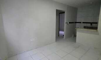 Imagem 2: ALUGO Apartamento Térreo com Área no Parque do Sol/Valentina com 2 Quartos sendo 1 Suíte