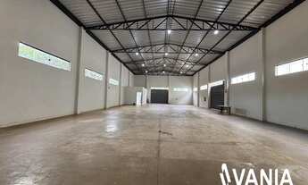 Imagem 7: Imóvel comercial com área administrativa e galpão