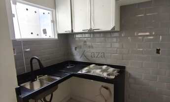 Imagem 2: Oportunidade - Casa Sobrado - Jardim das Indústrias - 3 Dormitórios - 125m²