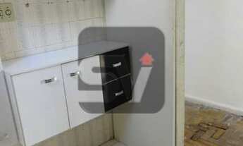 Imagem 5: Silencioso. Arejado. Centro. Quarto e sala claro