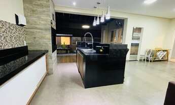 Imagem 6: Casa de condomínio térrea para venda possui 141 metros quadrados com 2 quartos