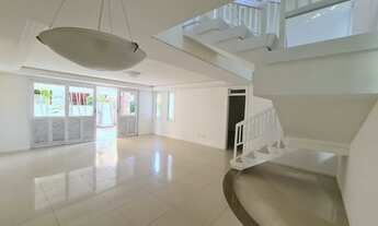 Imagem 7: Casa duplex para venda no Alphaville Fortaleza com área de lazer privada