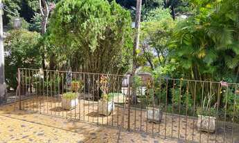 Imagem 4: Casa para venda com 280 metros quadrados com 4 quartos em Valparaíso - Petrópolis - RJ