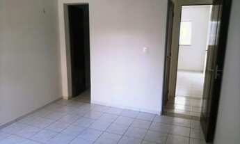 Imagem 3: ALUGO EXCELENTE APARTAMENTO NO CALHAU (BARRAMAR) POR R$ 1.500 COND. INCLUSO