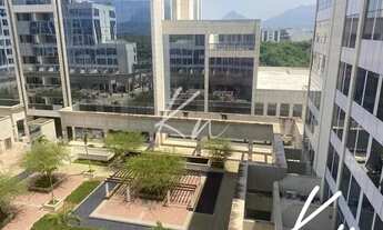 Imagem 3: Sala comercial de 27m2 reformada no Centro Metropolitano da Barra