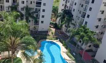 Imagem 5: Apartamento Espaçoso de 2 Quartos em Localização Privilegiada