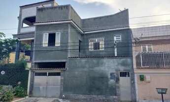 Imagem: Casa frente rua independente com 3 andares