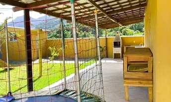 Imagem 5: Casa para Venda em Itaguaí, Vila Geny, 3 dormitórios, 2 suítes, 4 banheiros, 6 vagas