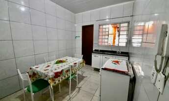 Imagem: Casa para venda tem 80 m² com 3 quartos