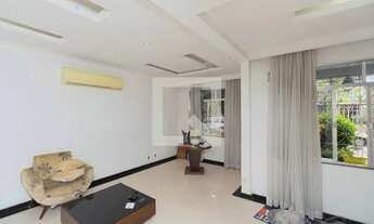 Imagem 2: Casa à Venda - Irajá, 4 Quartos, 235 m2