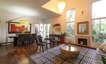 Imagem 6: Casa de condomínio com 5 suítes, jardim e churrasqueira. Perto do metrô