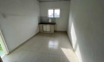 Imagem 7: Casa assobradada com 1 dormitório, sala, cozinha, área de serviço