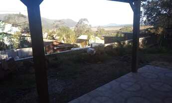 Imagem 3: Casa para aluguel tem 75 metros quadrados com 2 quartos em Pântano do Sul - Florianópolis