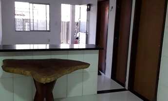 Imagem 3: Casa bifásica c garagem, suíte, 2/4, área de serviço, porcelanato, rua muito tranquila