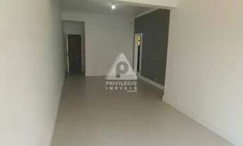 Imagem 4: Andaraí - 2 quartos e dependências lindamente reformado