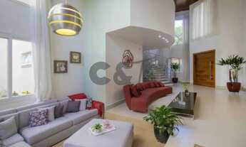 Imagem: Sobrado de Vila com 4 Dormitórios (Suítes)