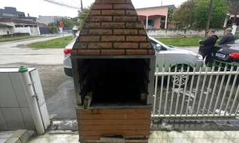 Imagem 2: Casa matinhos Casa com 2 dormitórios