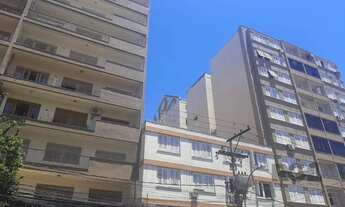 Imagem 2: Apartamento 3 dormitórios, de frente com sacada, garagem , elevador, Bairro Cidade Baixa