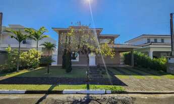 Imagem 4: 5 Quartos | Vista para o Lago | Área Gourmet Espaçosa