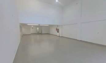 Imagem 4: Excelente Sala Comercial - pé direito alto