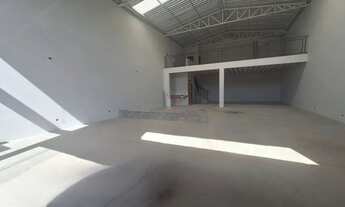 Imagem 2: Barracão comercial para locação com 290m² de área útil - Av. Robert Koch - Londrina, PR