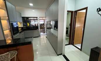 Imagem 3: Casa de 3 Quartos com Energia Solar no Aureny 3