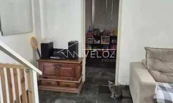 Imagem 2: Casa de rua : Duplex / Residencial / Centro