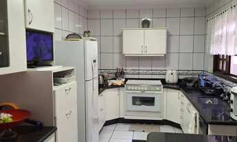 Imagem 5: Sobrado para venda com 5 dormitórios na Vila Lavínia em Mogi das Cruzes