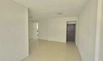 Imagem 2: Imóvel para venda possui 92 metros quadrados com 3 quartos em Tirol - Natal - RN