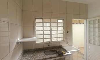 Imagem 2: Aluguel de Kitnet na Vila Marina São Carlos - 1 dormitório, 1 banheiro, cozinha e lavander